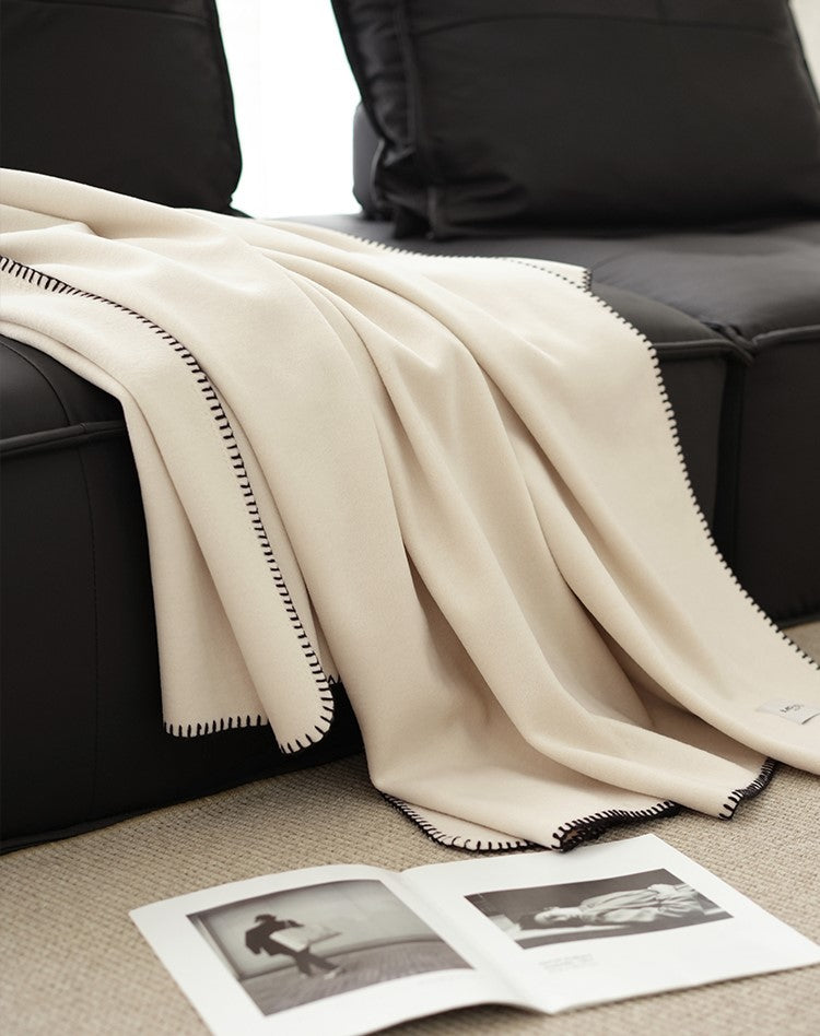 LILLY – Scandinavian plaid, 150x160 cm