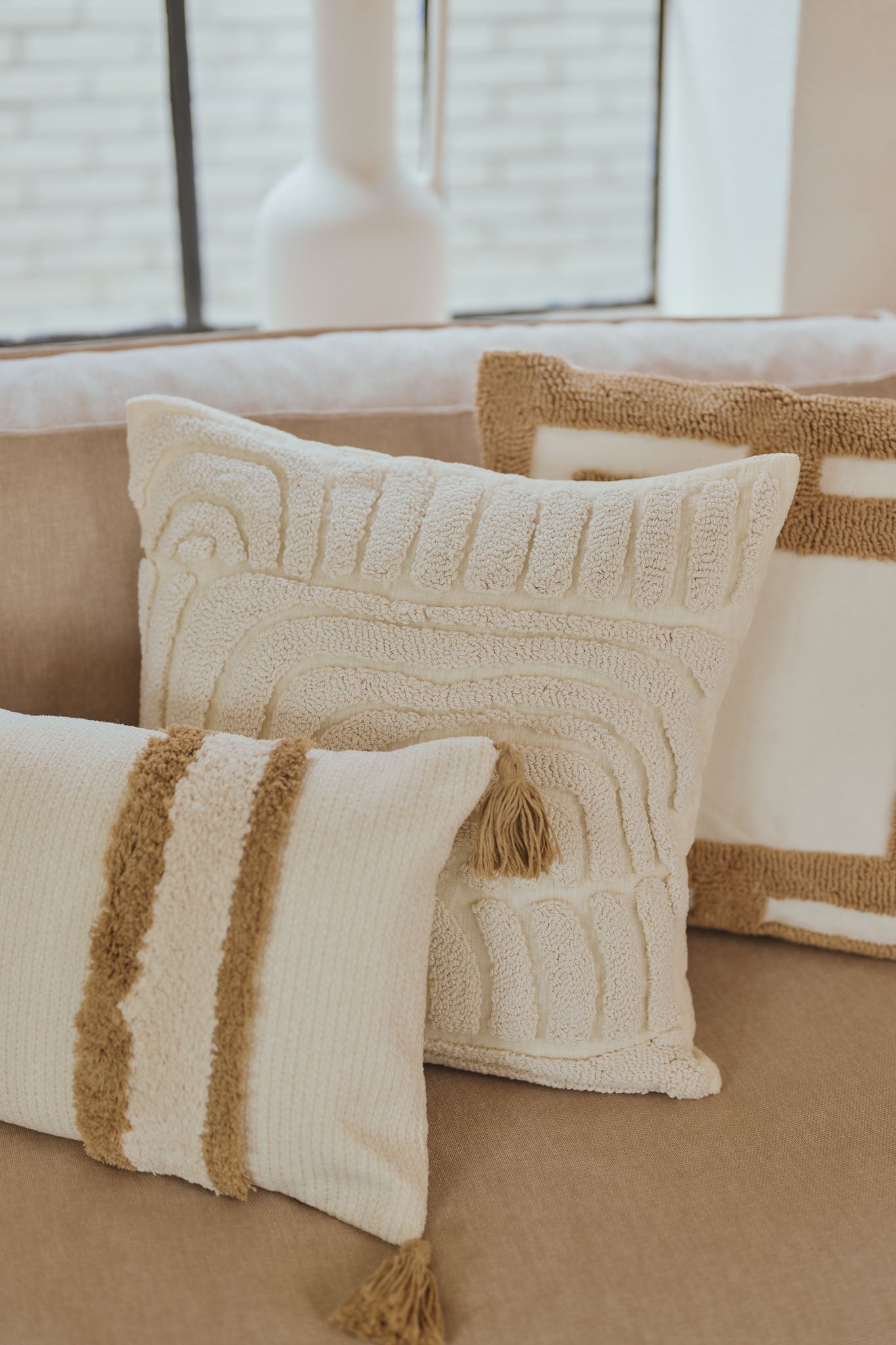 CLARA - Housse de coussin tuftée, 30x50 cm