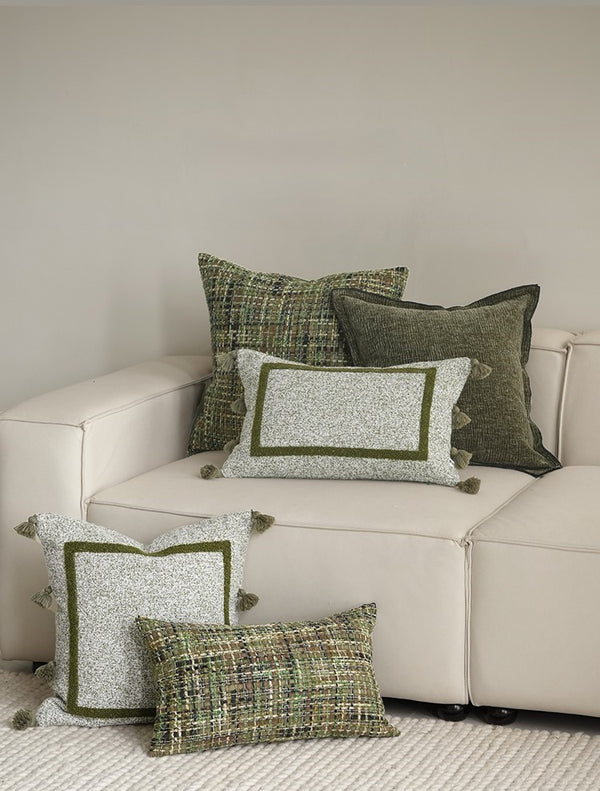 LEA LUMBAR – Embroidered cushion cover, 30x50 cm