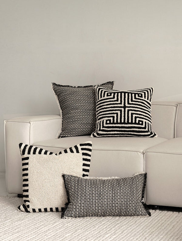 EMMA - Tufted cushion cover 100% cotton 50x50 cm