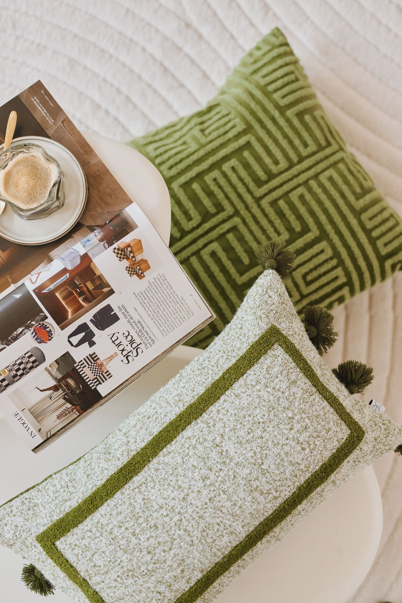 NOA – Jacquard cushion cover, 50x50 cm | Geometric green